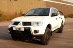 Mitsubishi L200 Black Barbarian 2012 года (UK)